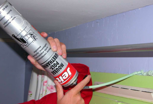 MOUSSE POLYURETHANE