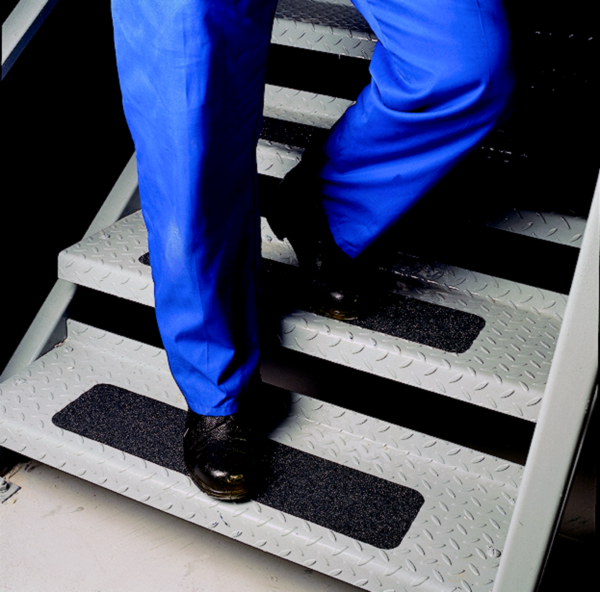 SAFE STEP Treads